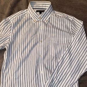 Banana Republic Men’s Non Iron Tailored Slim Fit